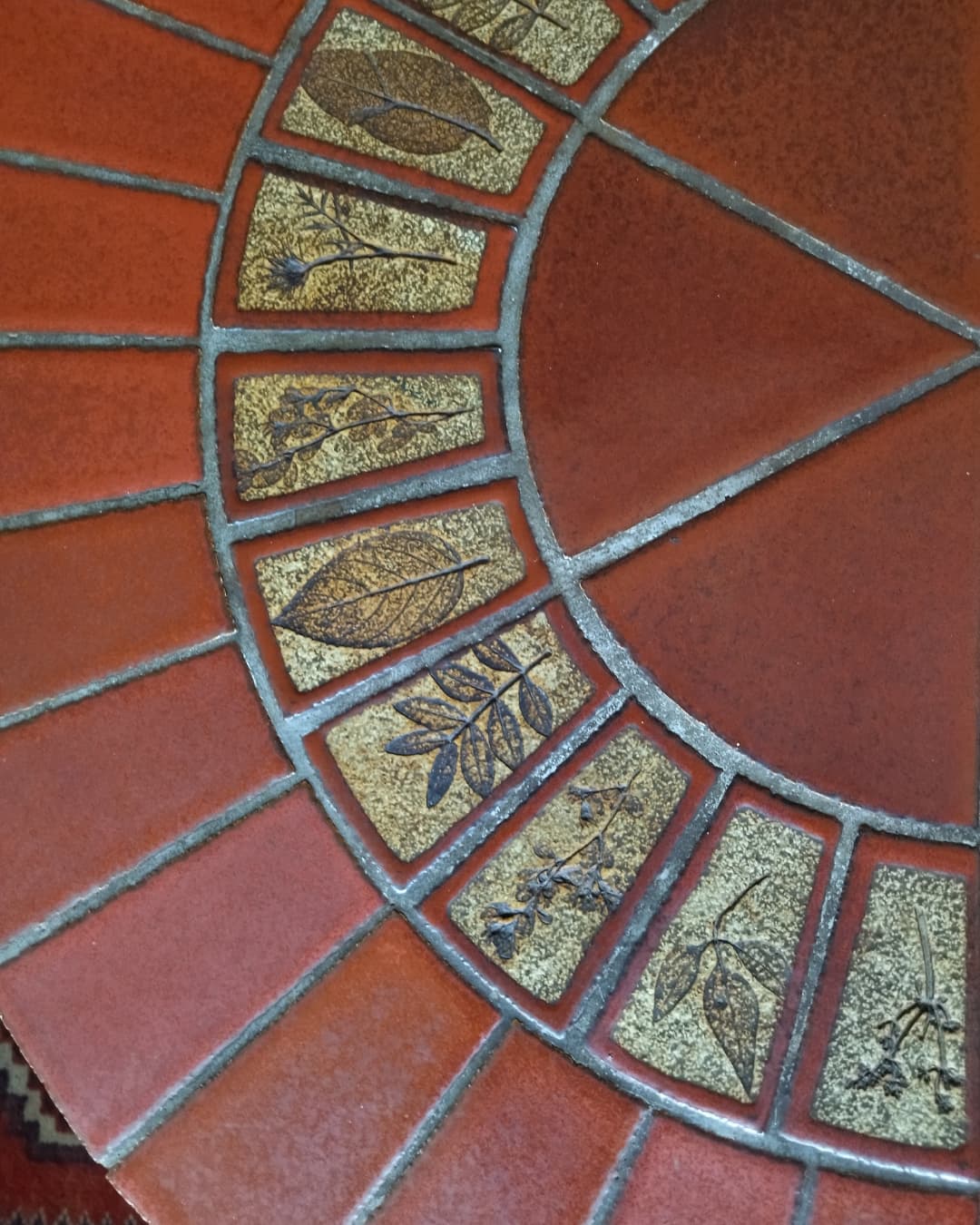 Table basse en céramique Roger Capron