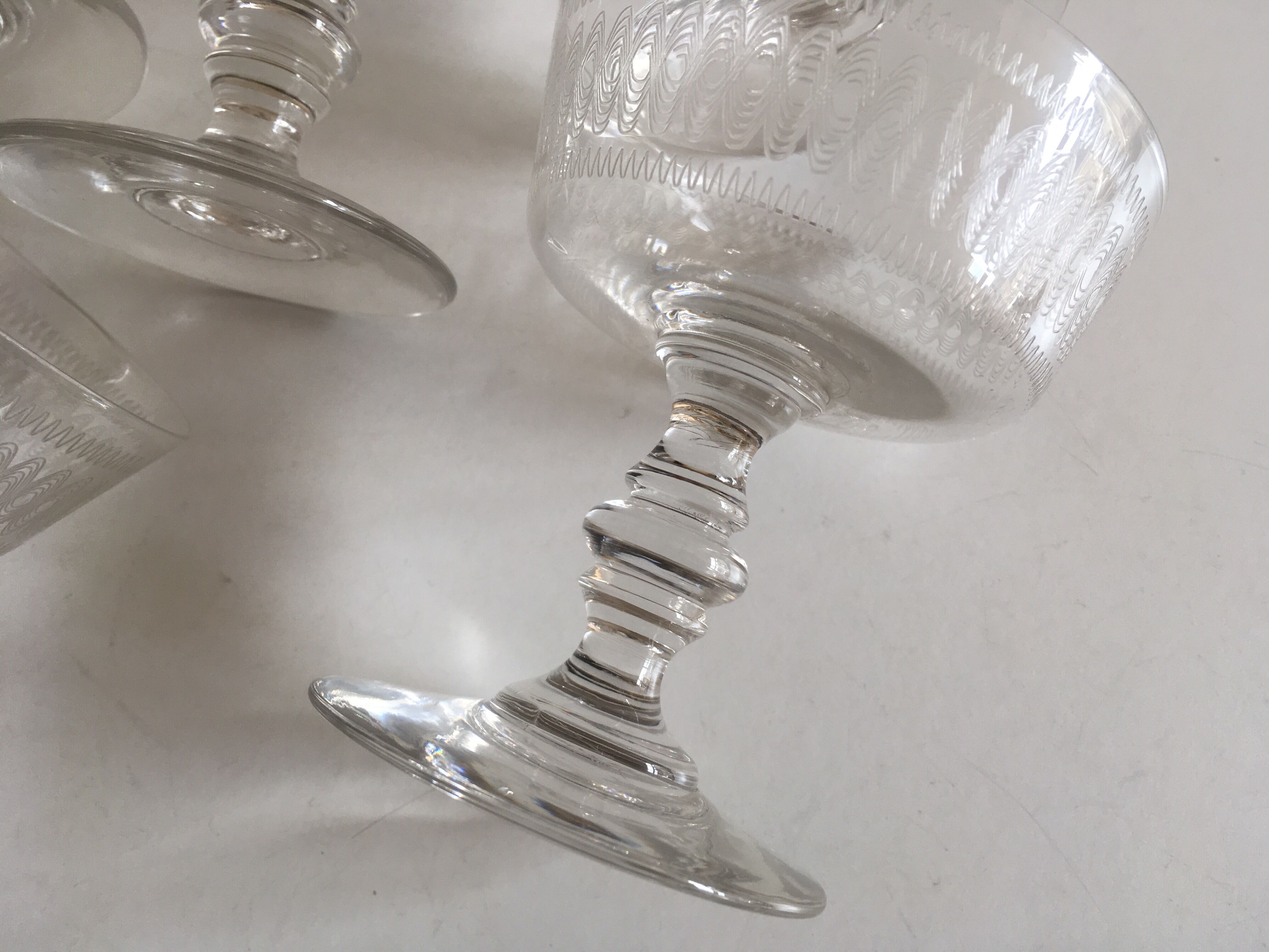 Set de 6 coupes à champagne en cristal sonnant années 20s