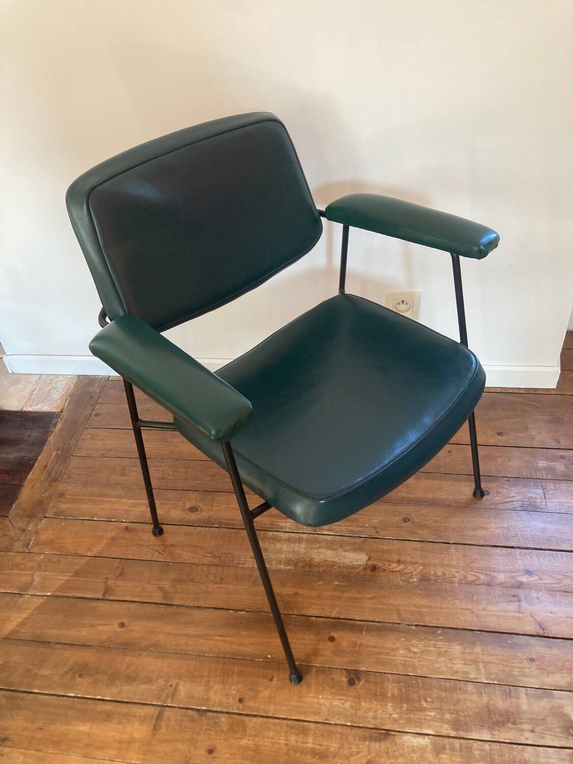 Pierre Paulin armchair