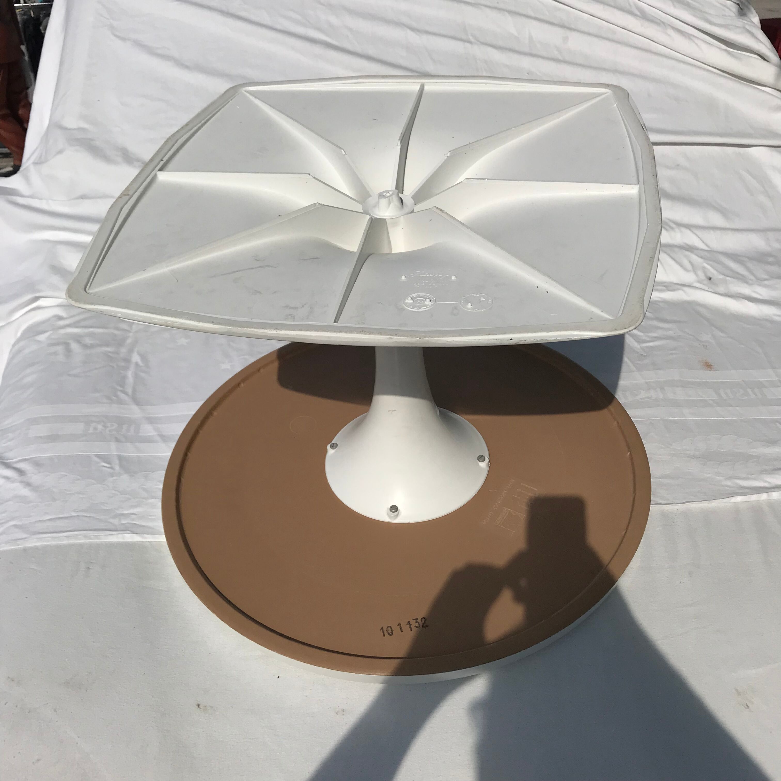 Coffee table foot tulip Stamp 1970