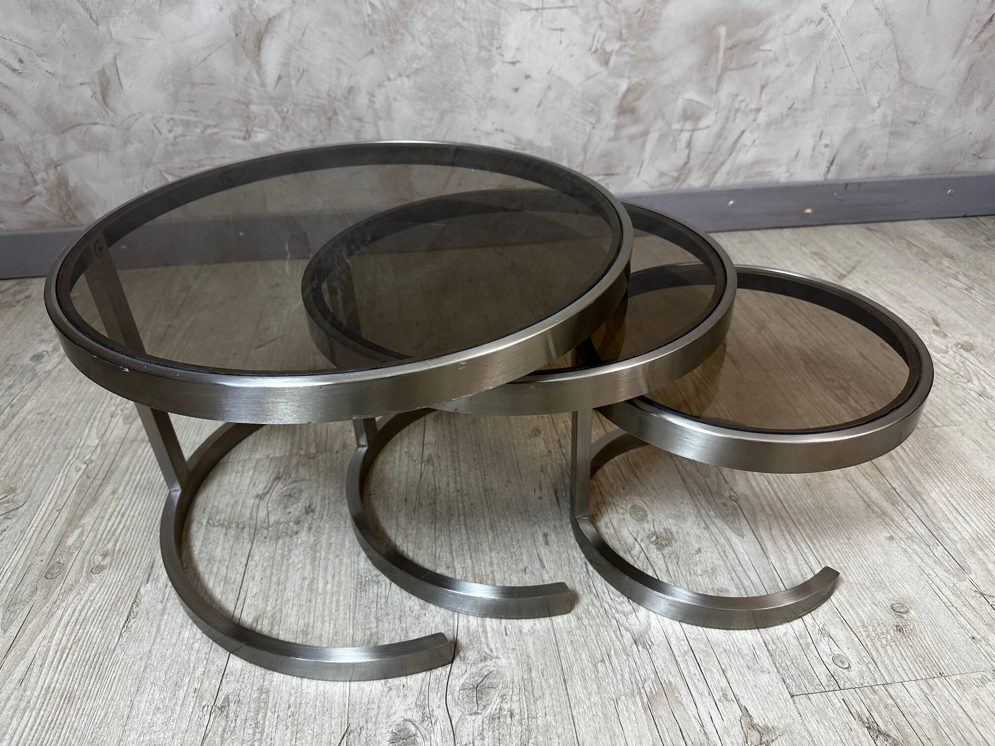 Vintage nesting tables