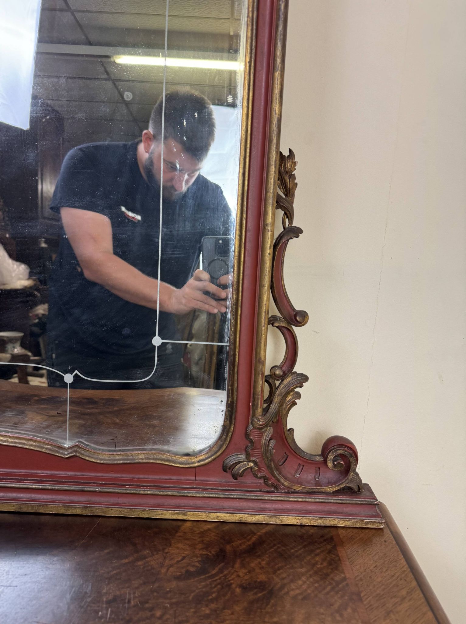Important Venetian Baroque mirror in Louis XV style in lacquered and gilded wood