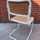 Chaise design Cesca modèle b32 en blanc