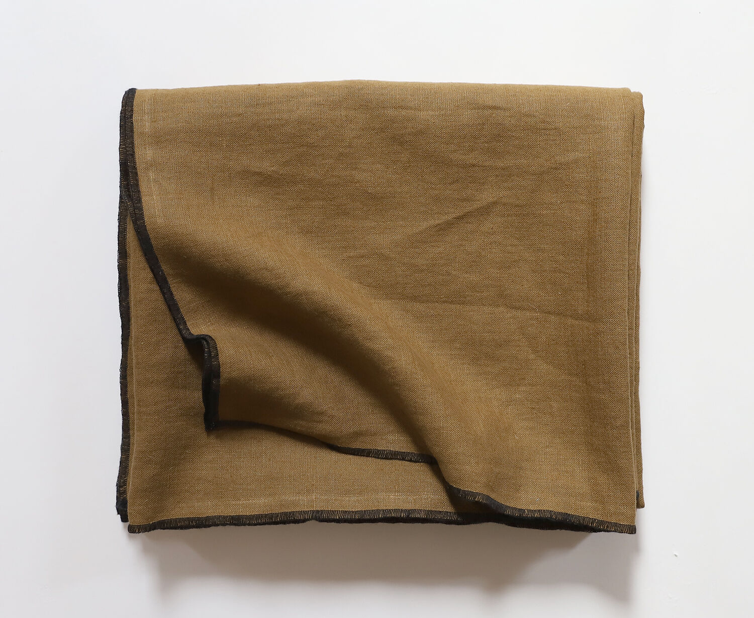 Camel linen tablecloth and towels
