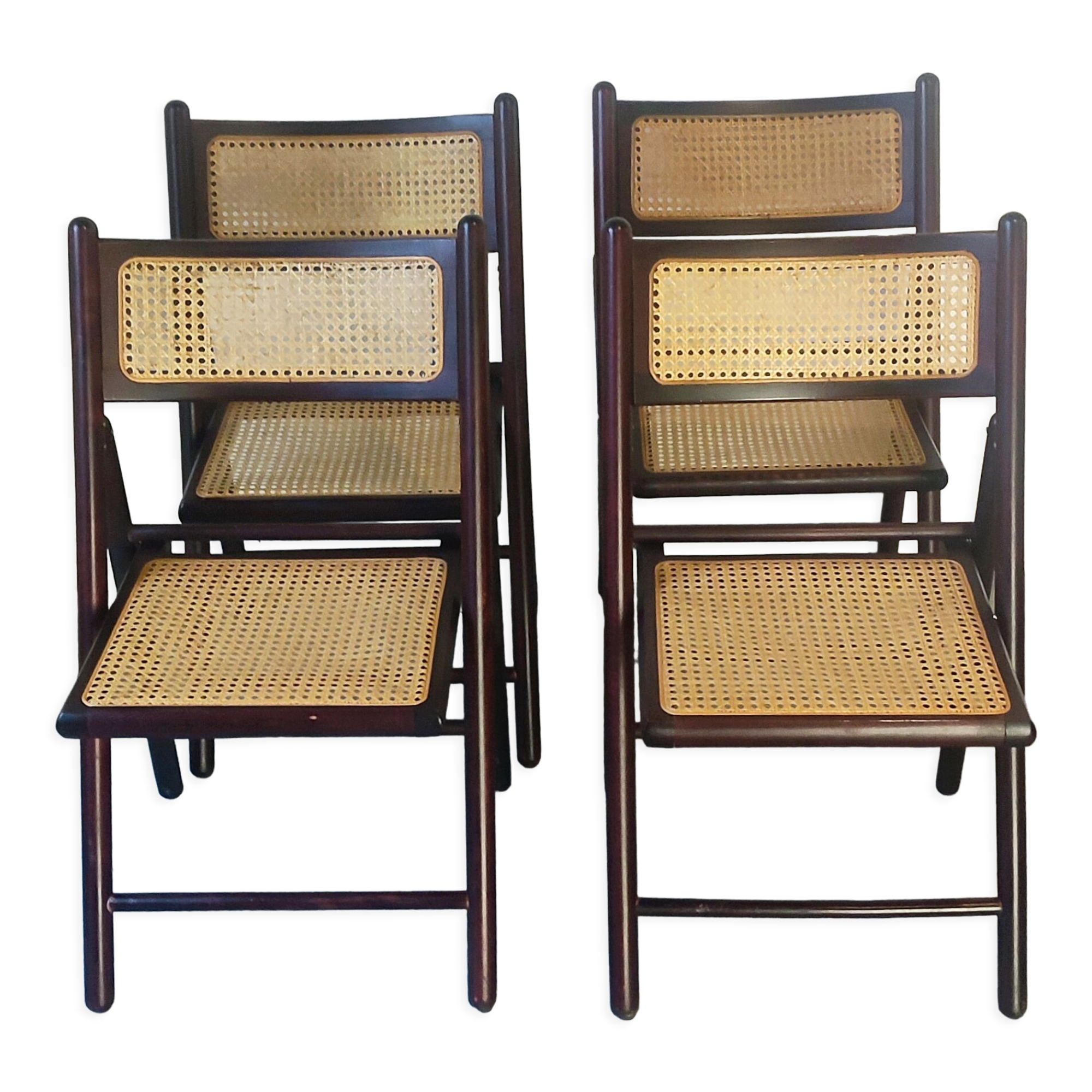 Canned folding chairs