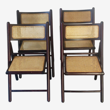 Canned folding chairs