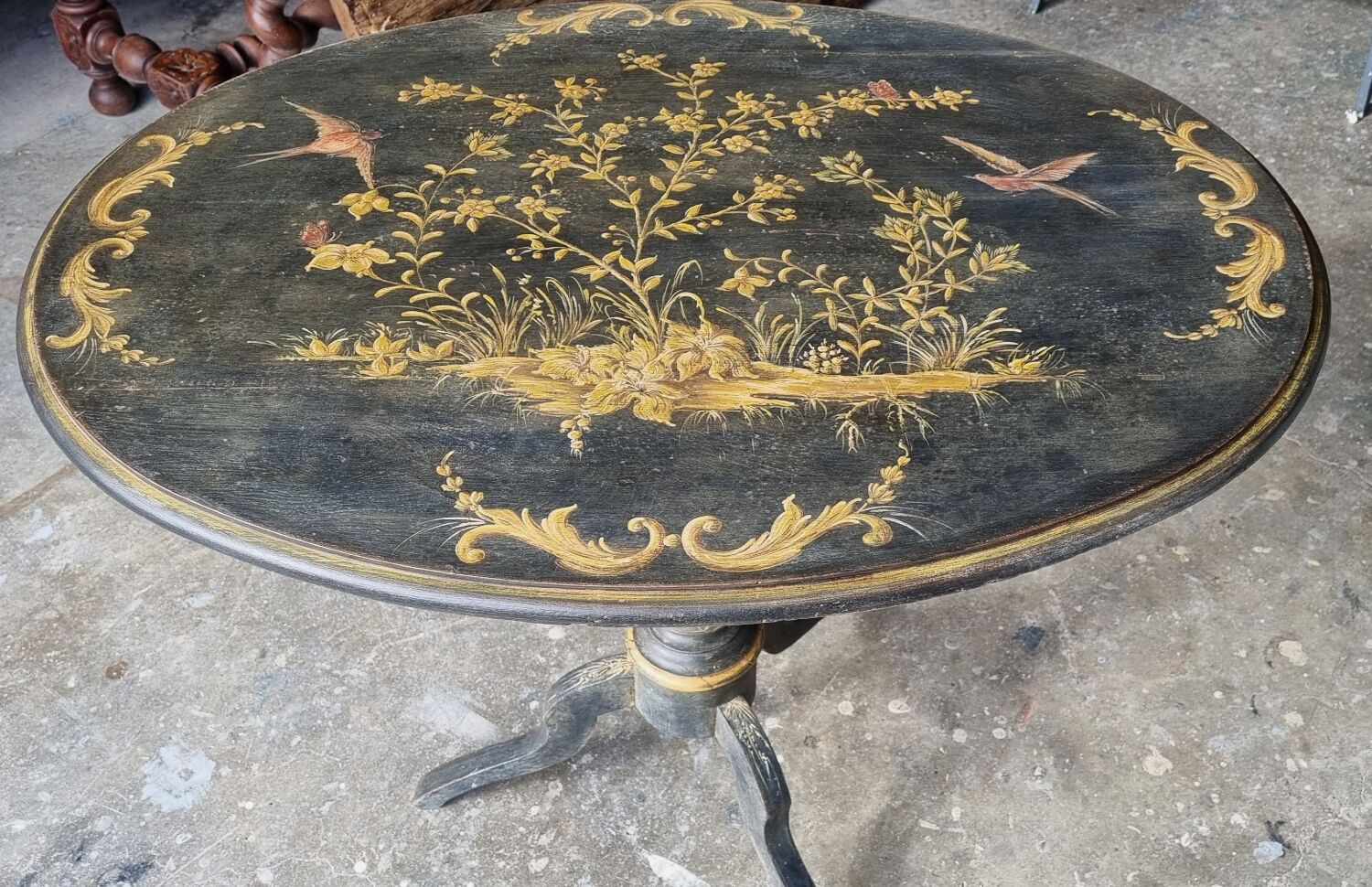 20th century pedestal table