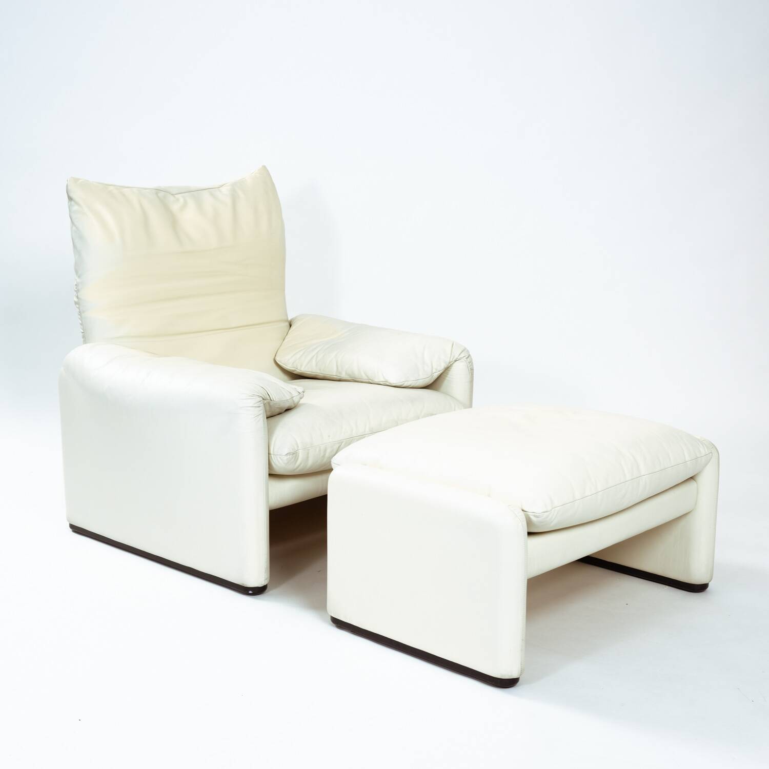 Chaise Maralunga de Vico Magistretti en cuir blanc