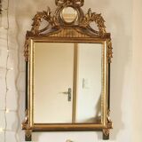 The Louis XVI - pediment mirror