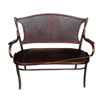 Fischel bench with pressed wood decoration