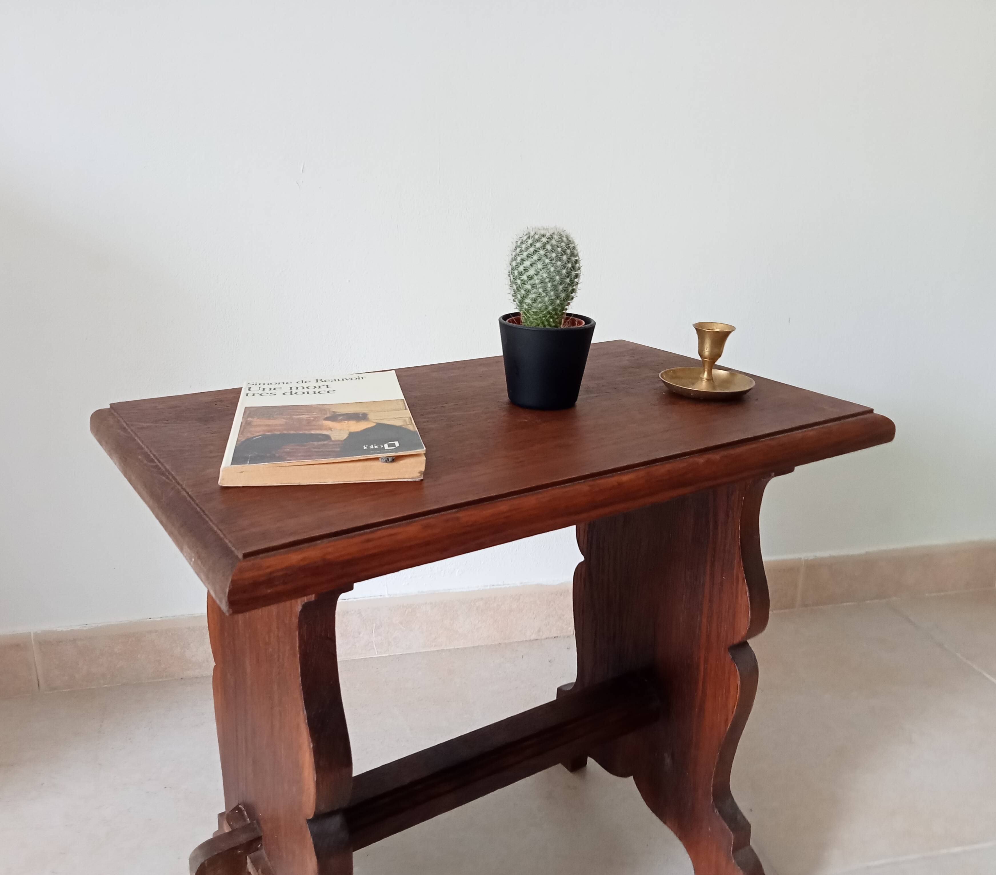 Vintage side table in solid oak, brutalist/rustic.