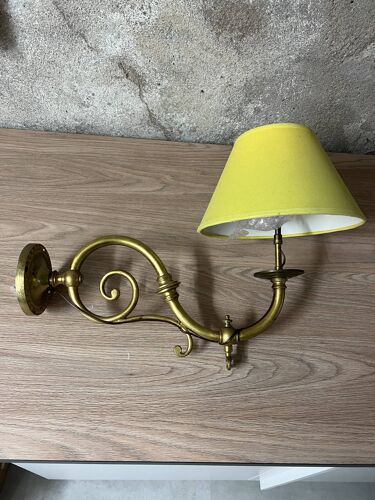 Pair wall sconces