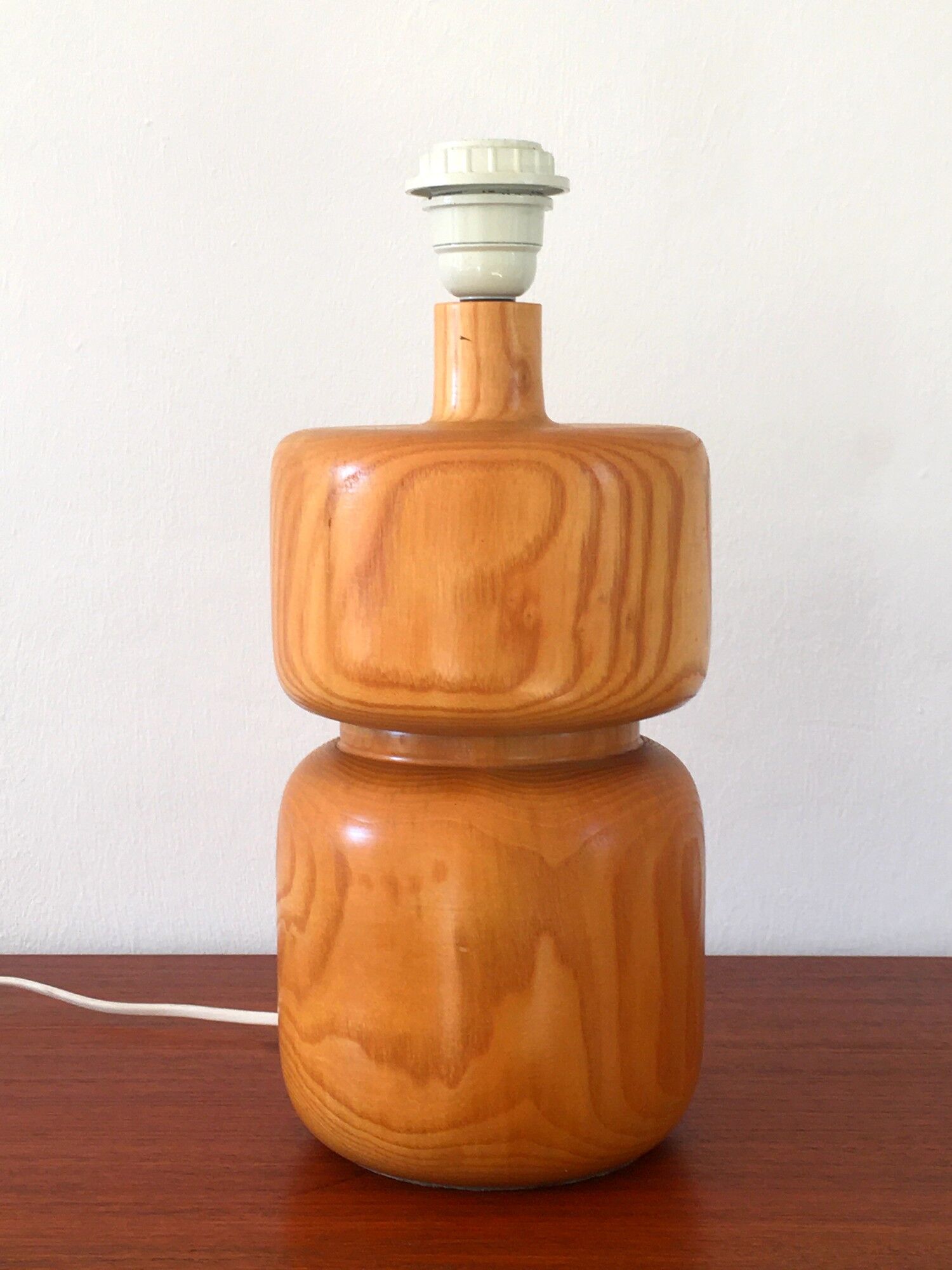 Vintage 1980s solid elm lamp