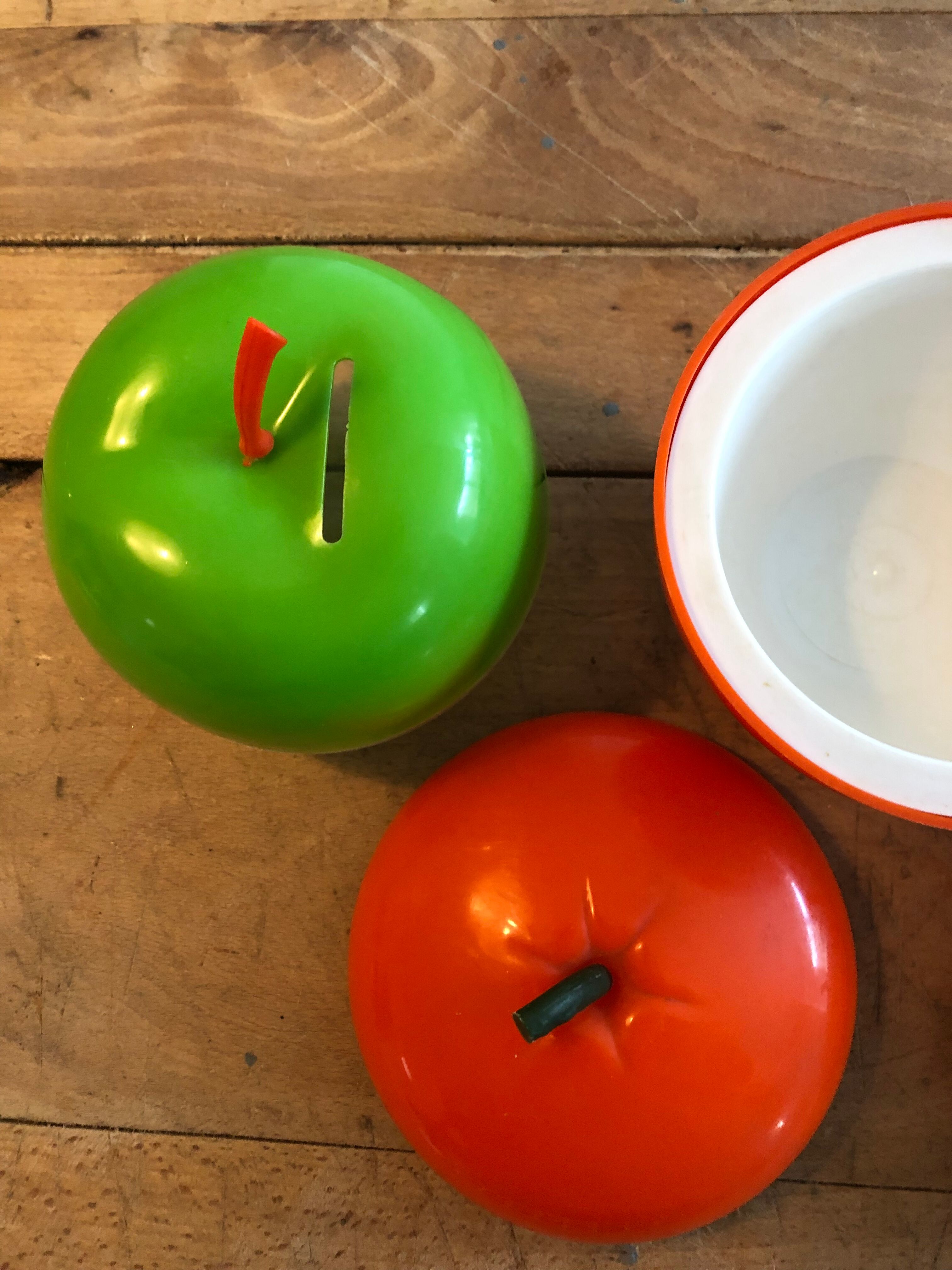 Lot of vintage ice apples