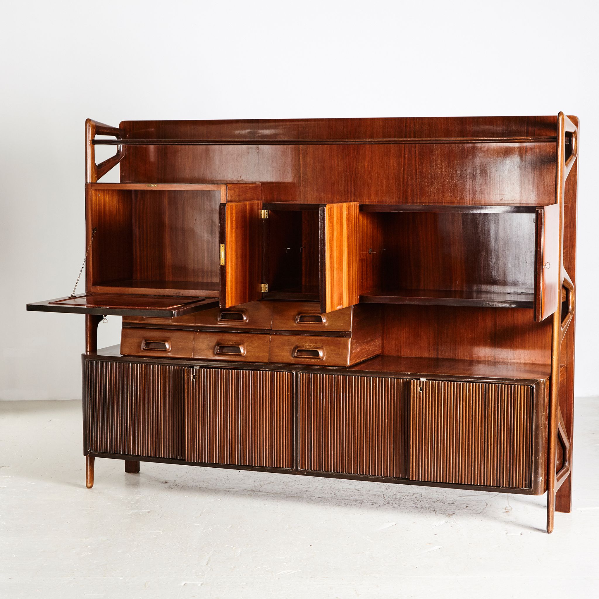 Buffet en palissandre italien