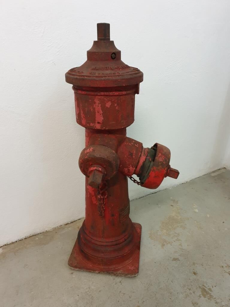 Fire hydrant