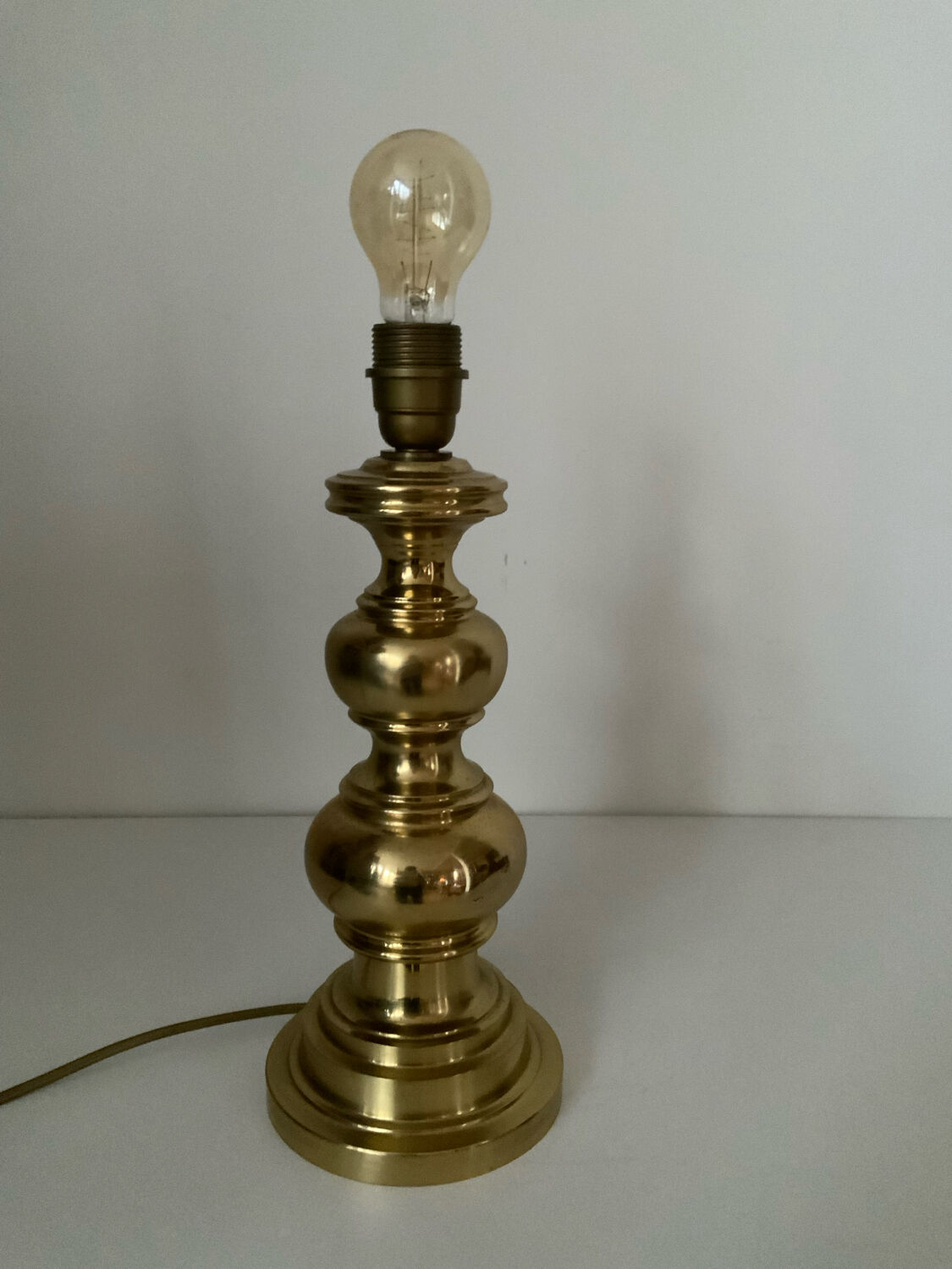 Brass lamp base