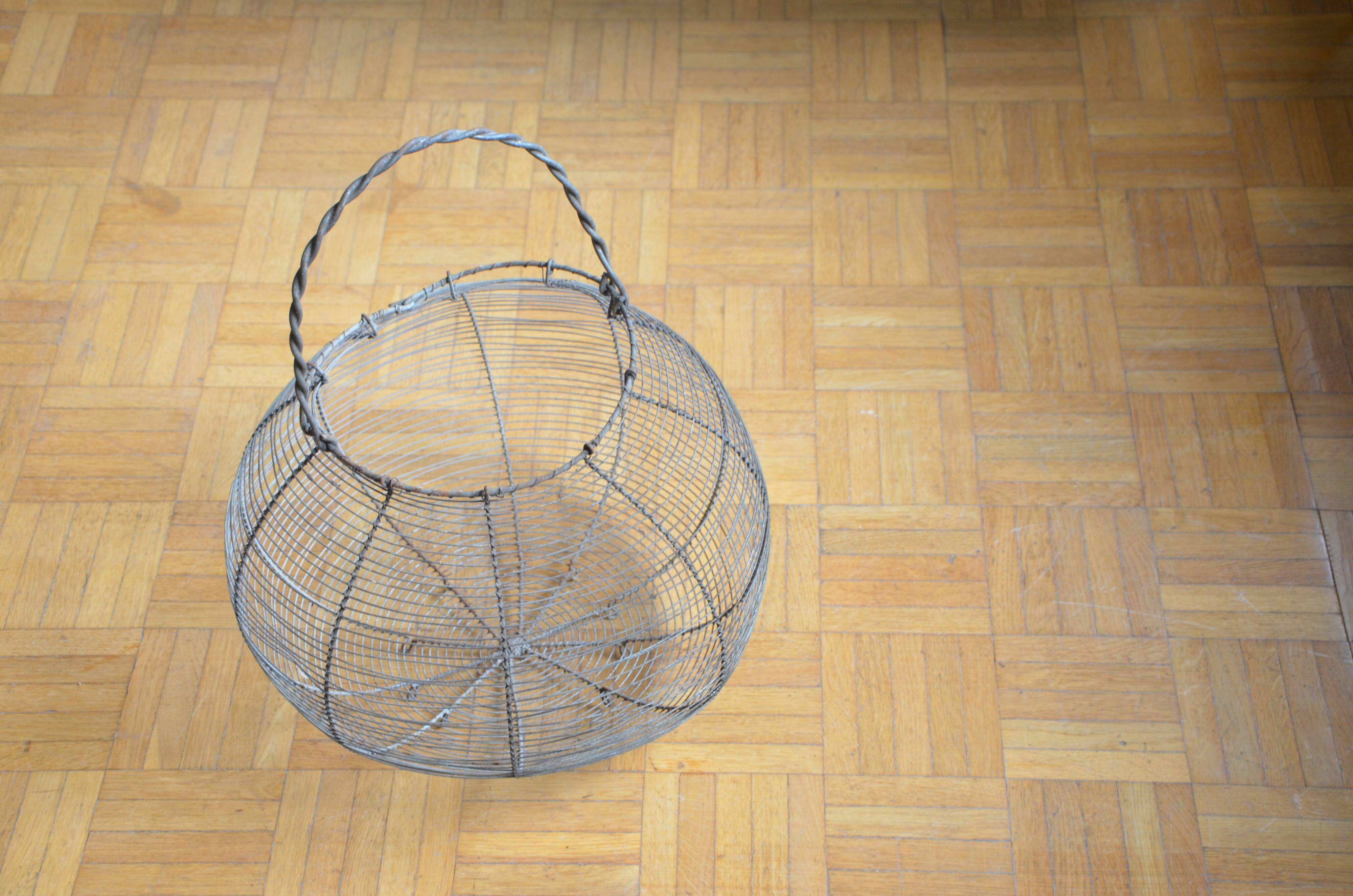 Metal basket