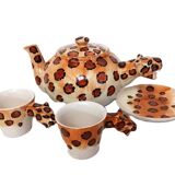 Panther teapot + 2 cups + 1 saucer