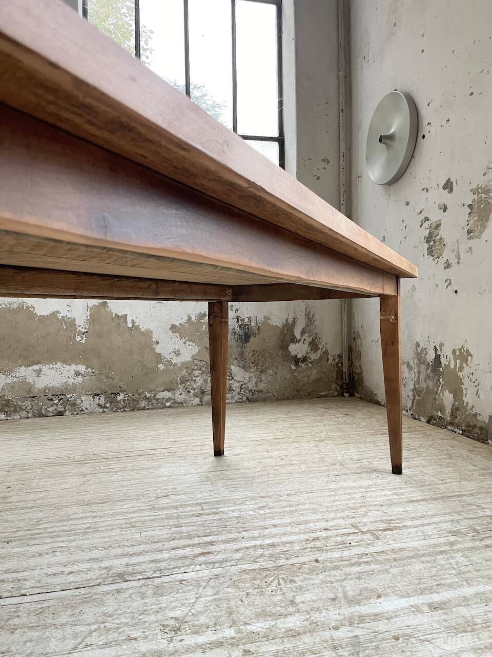 Farmhouse table with spindle legs 2m