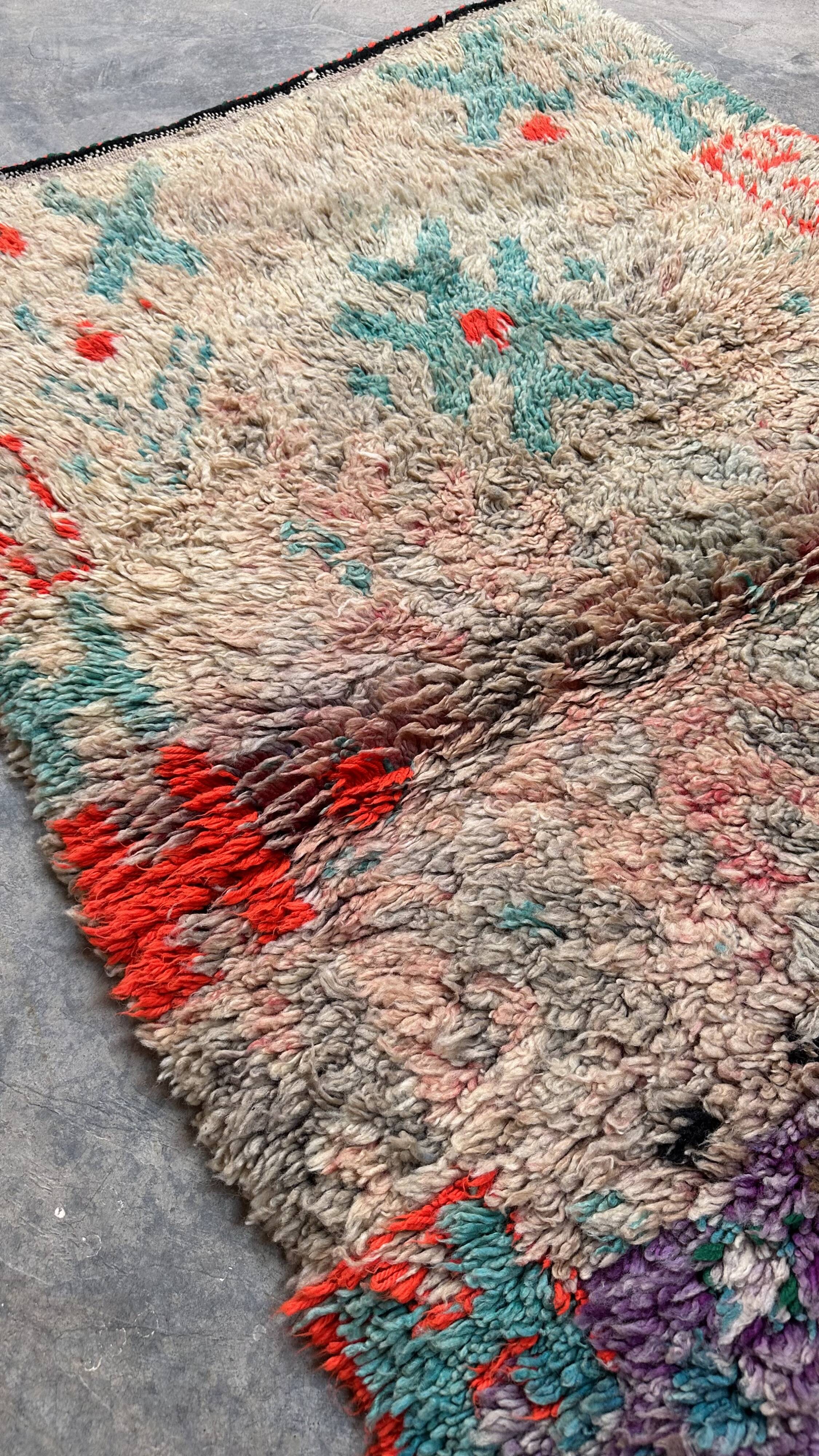 Colorful Moroccan rug Talsint - 152 x 86 cm