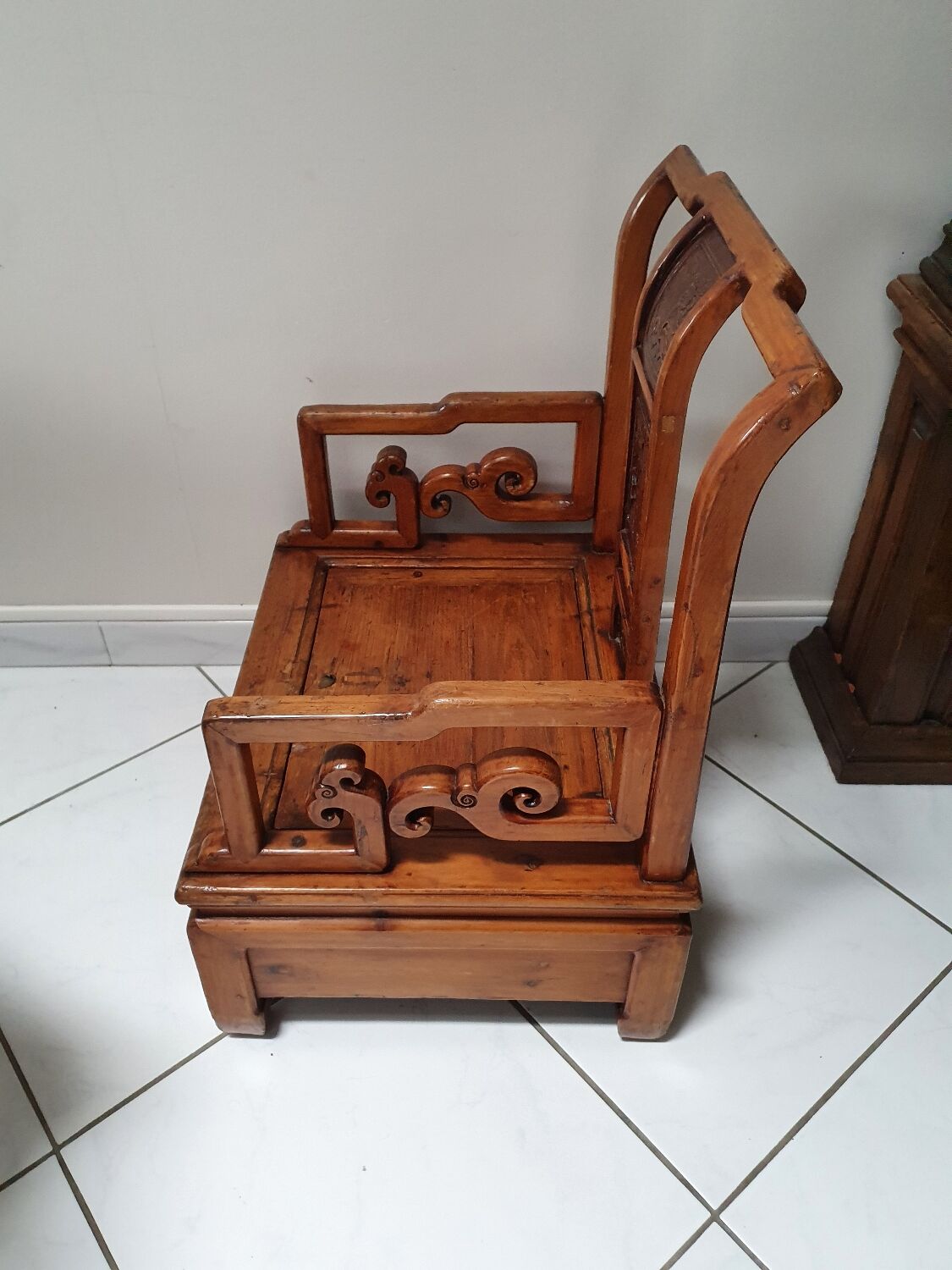 Chaise de dame de cour chinoise