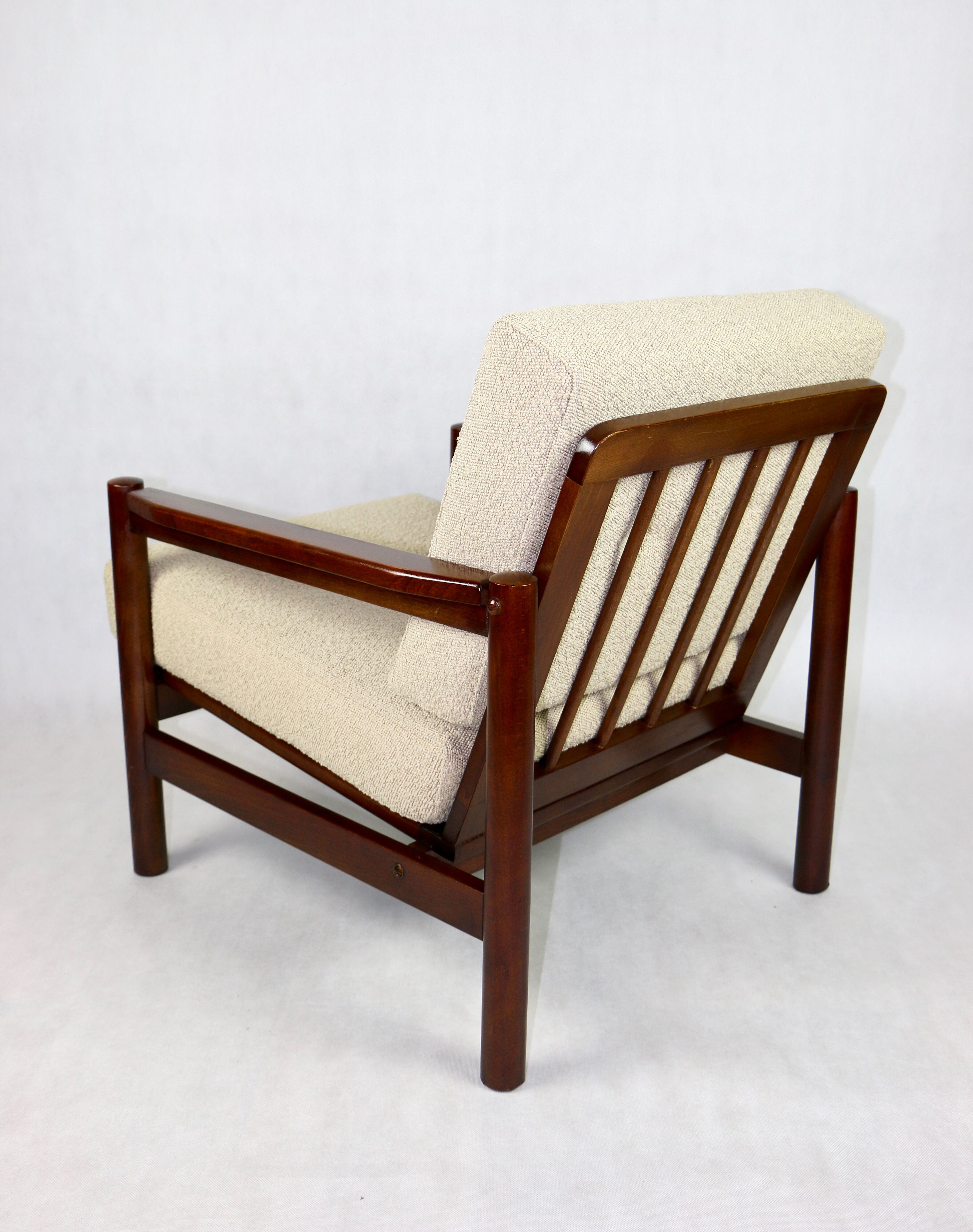 Beige boucle vintage armchair, 1970s