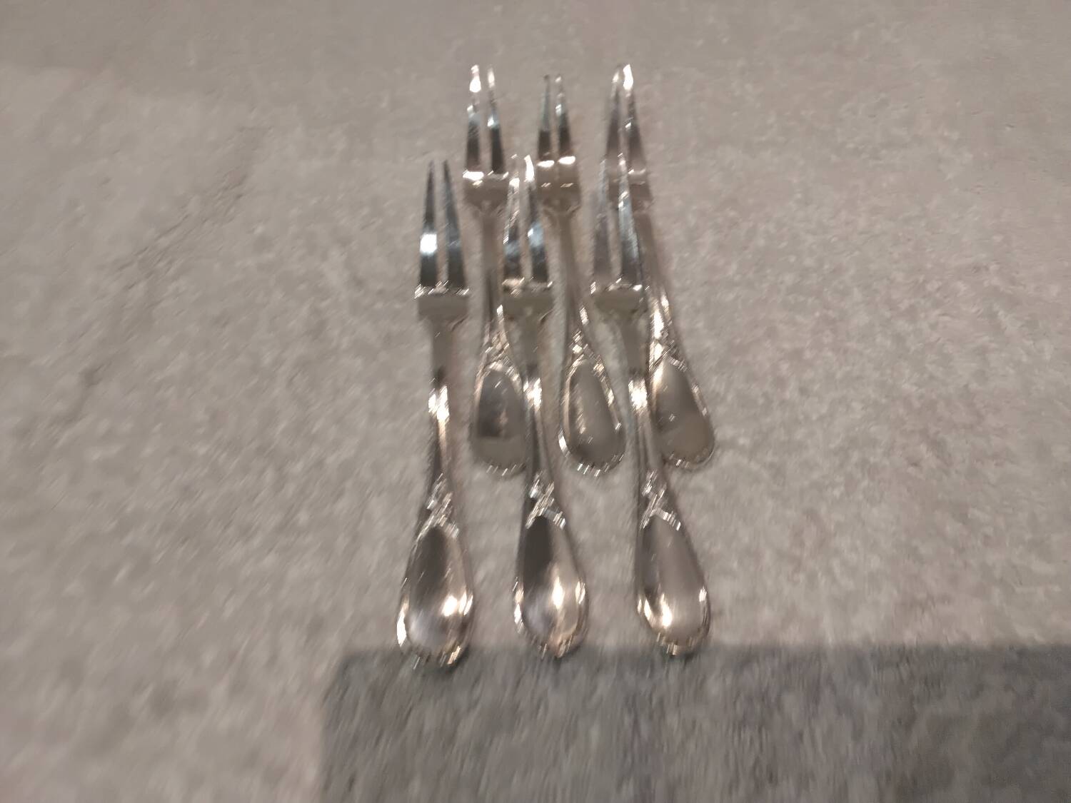 6 silver-plated metal snail forks by silversmith Ercuis, laurel wreath LXVI
