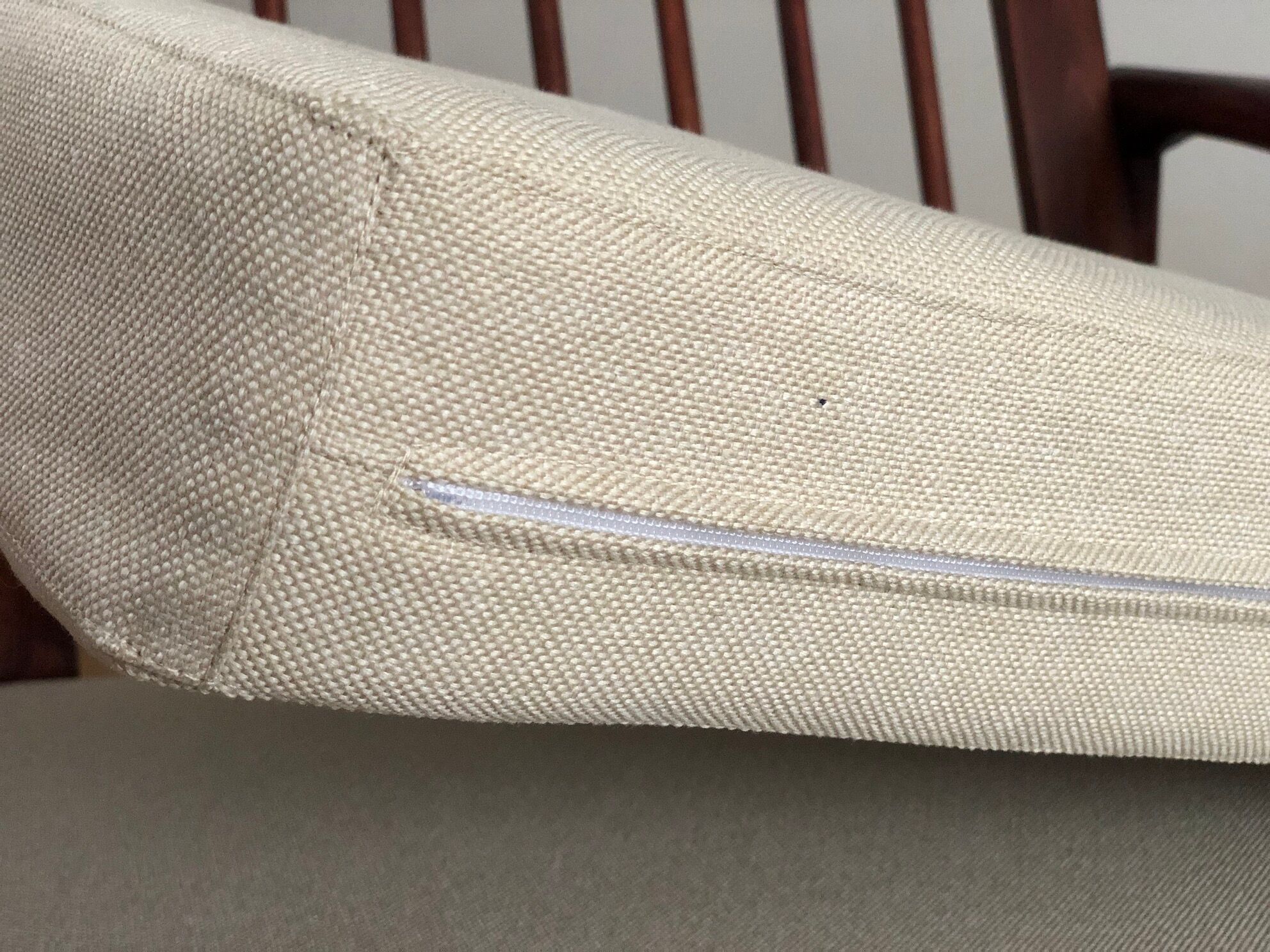 Beige Armchairs B 7752 By Zenon Bączyk For Swarzędzkie Fabryki Mebli, 1960s, Set Of 2