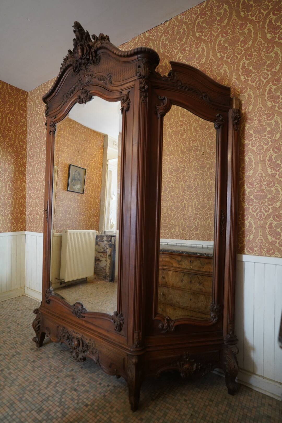 Armoire à glace style Louis XV