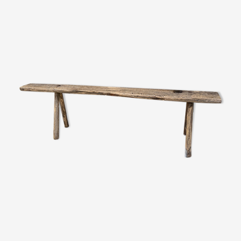 Banc en bois brut