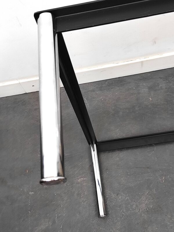 Table basse Lc10  le Corbusier pour Cassina