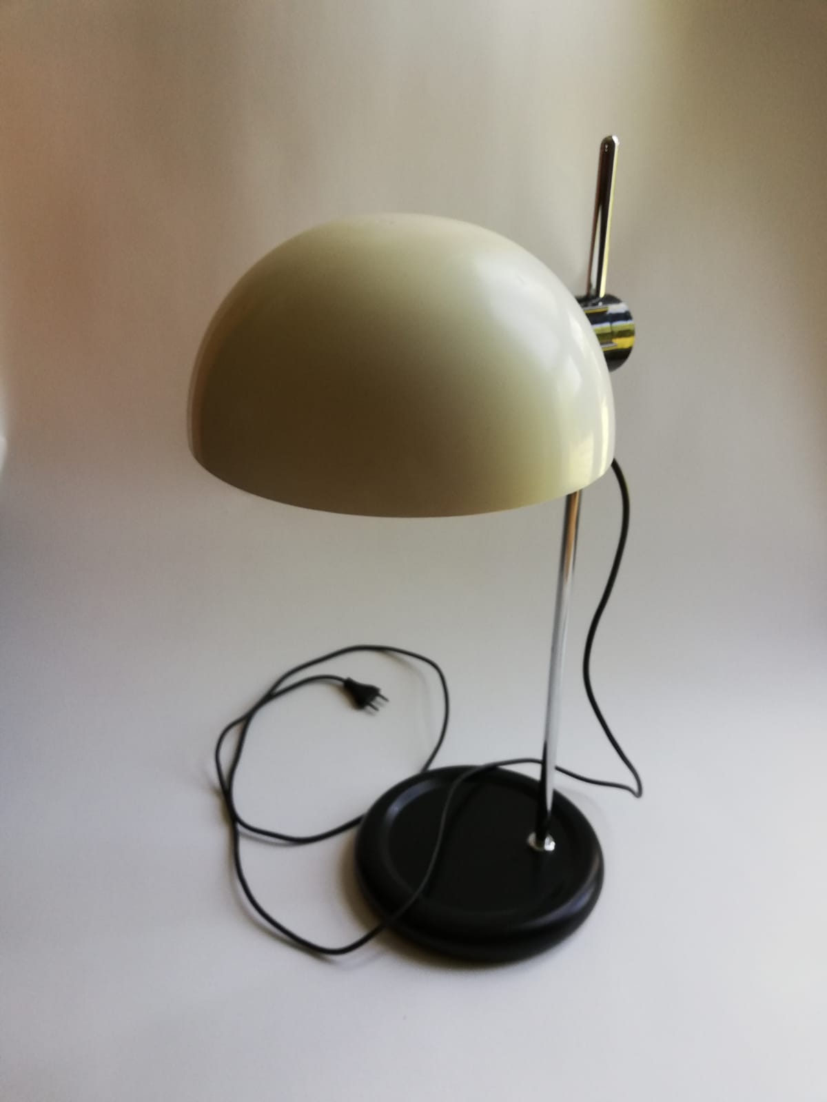 Harvey Guzzini office lamp 70