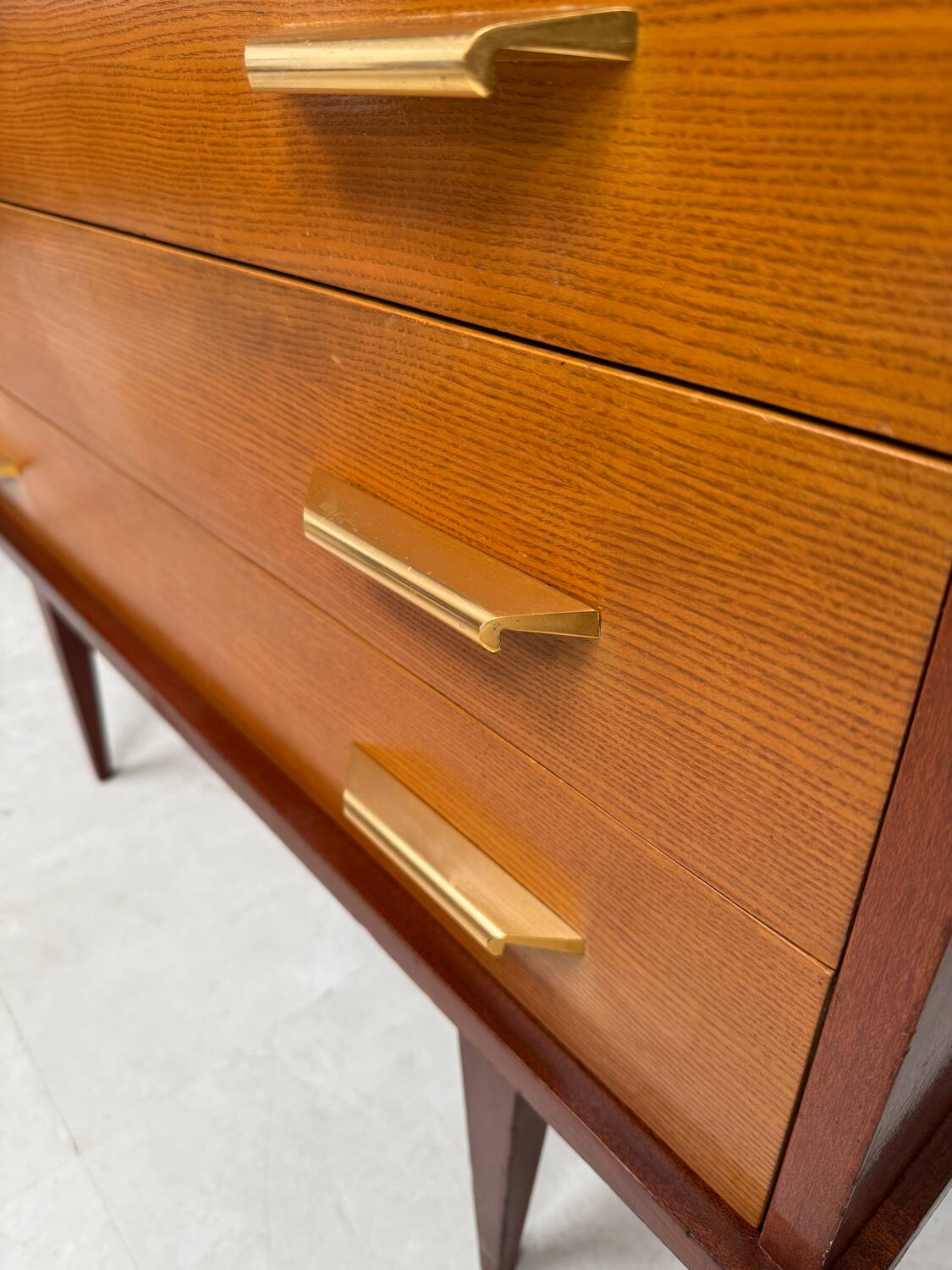 Vintage chest of drawers with spindle legs