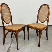 Thonet chairs no. 567 by Otto Prutscher for Café Heinrichshof
