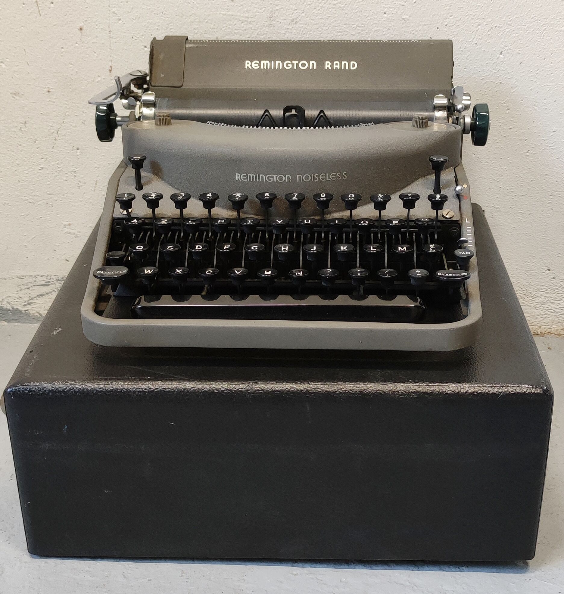 Typewriter remington noiseless band 40s 50s