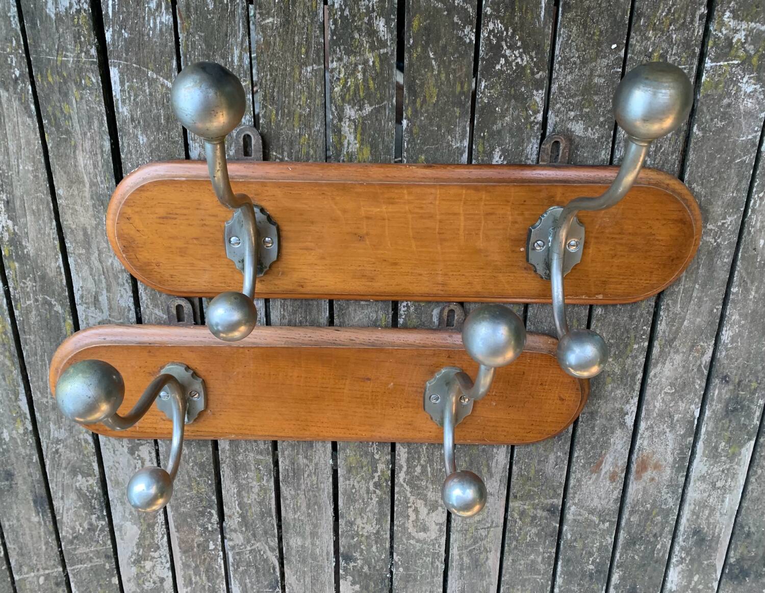 Wall-mounted coat rack