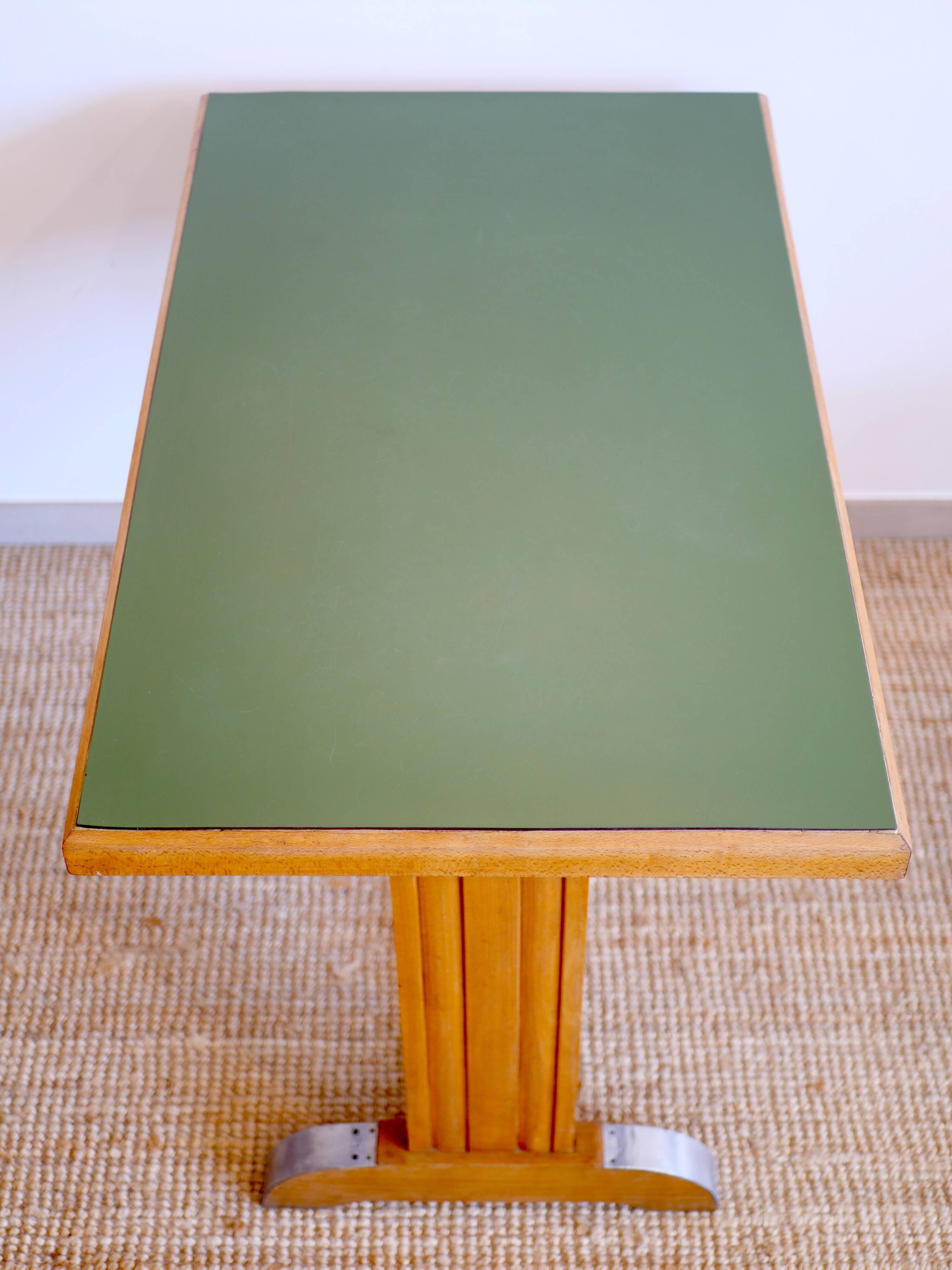 Bistro table and its two 1950s chairs