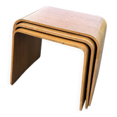 Suite de 3 tables gigognes vintage en bois courbé, années 1970