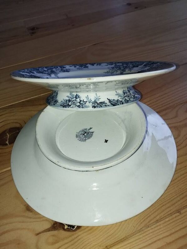 Assiettes Montées “Marie-Louise” – Saint-Amand   Paire Ancienne 23 cm