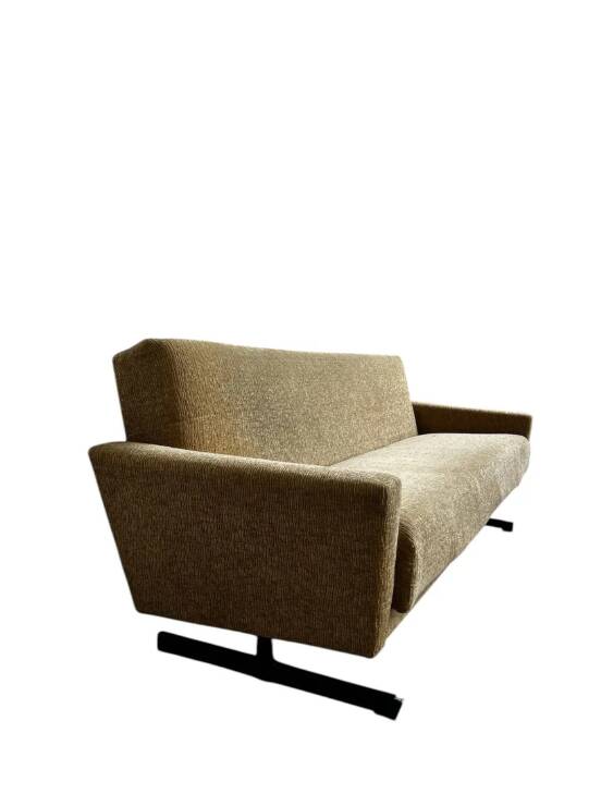 Vintage daybed/sofa bed or sofa