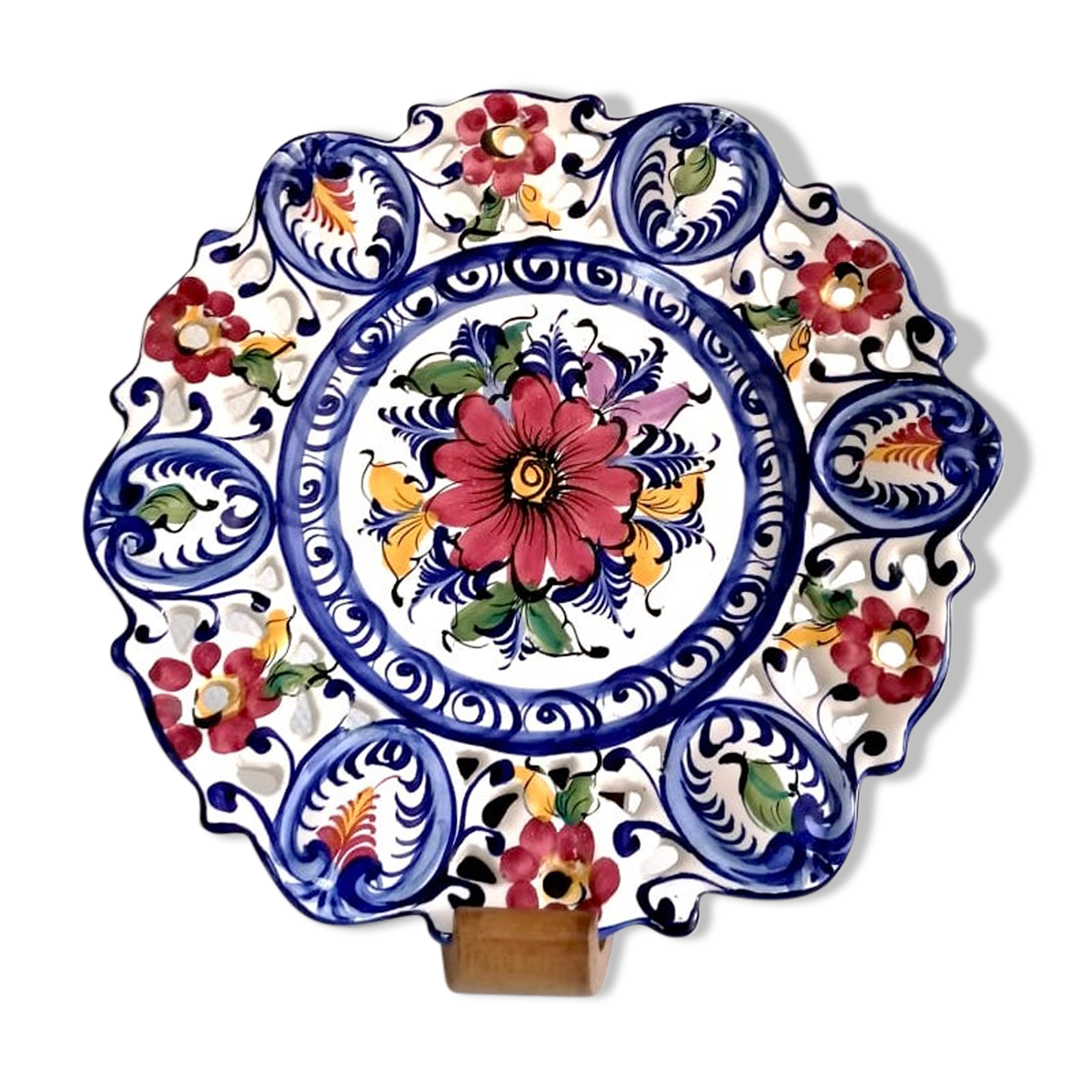 Dish in openwork earthenware Portugal