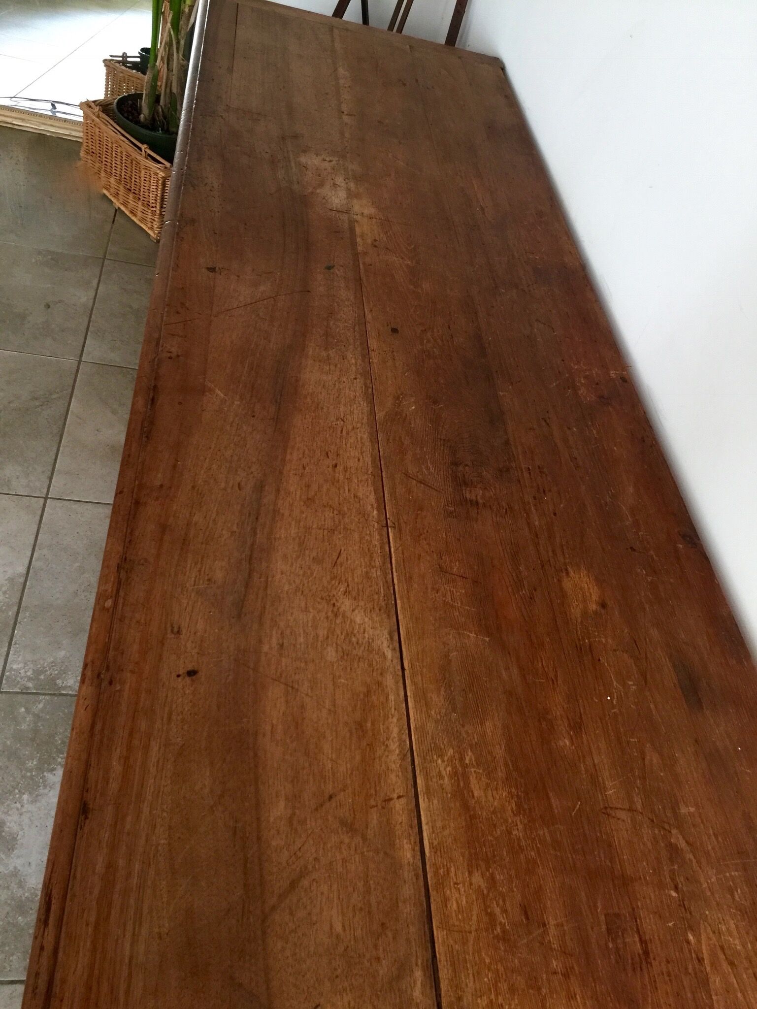 Furniture business with drawers