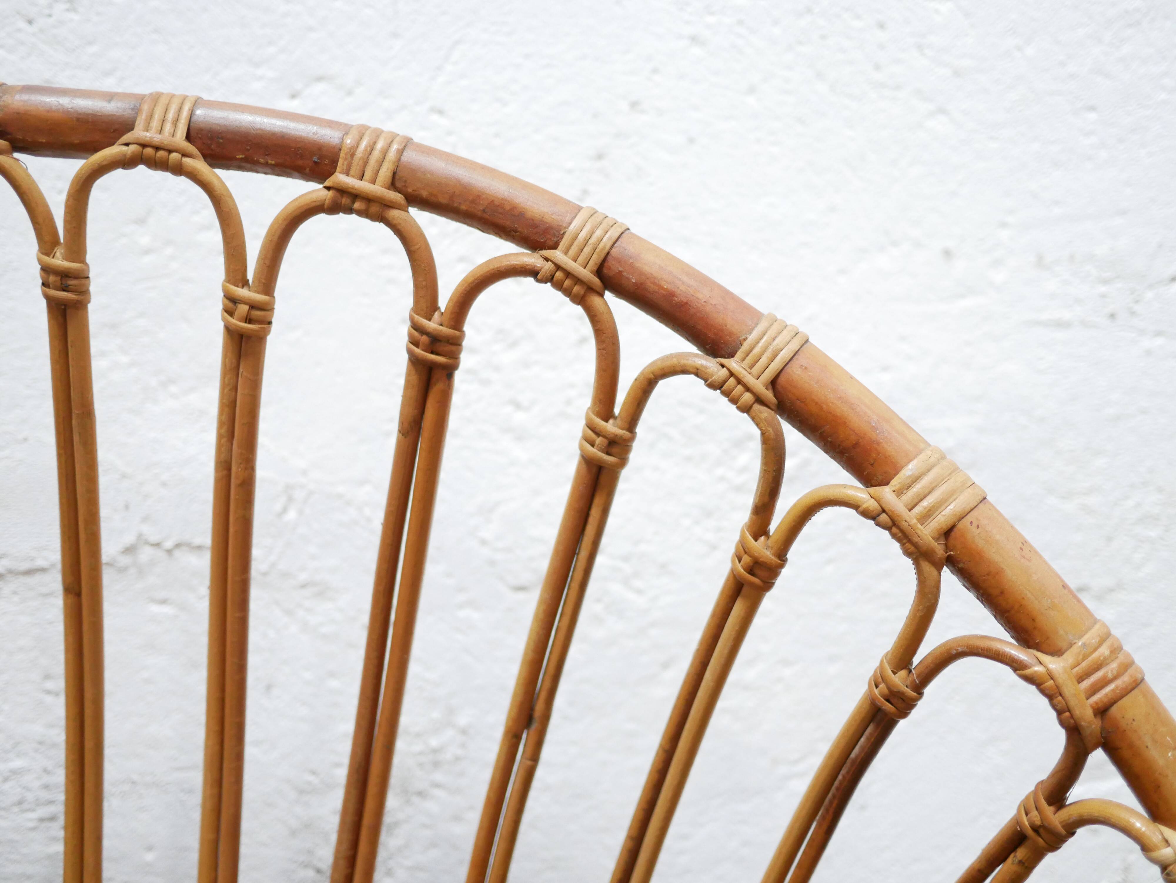 Vintage rattan basket bed 120cm x 190cm