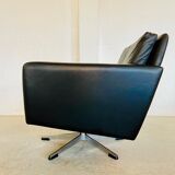 Vintage Danish swivel chair in black leather by Georg Thams