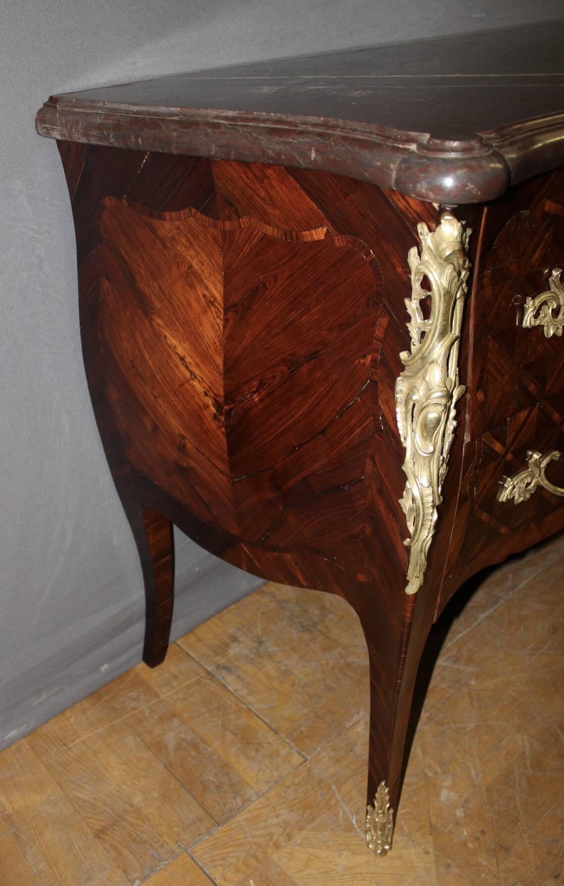 Louis XV Commode in Rosewood Marquetry, Early 19th Century