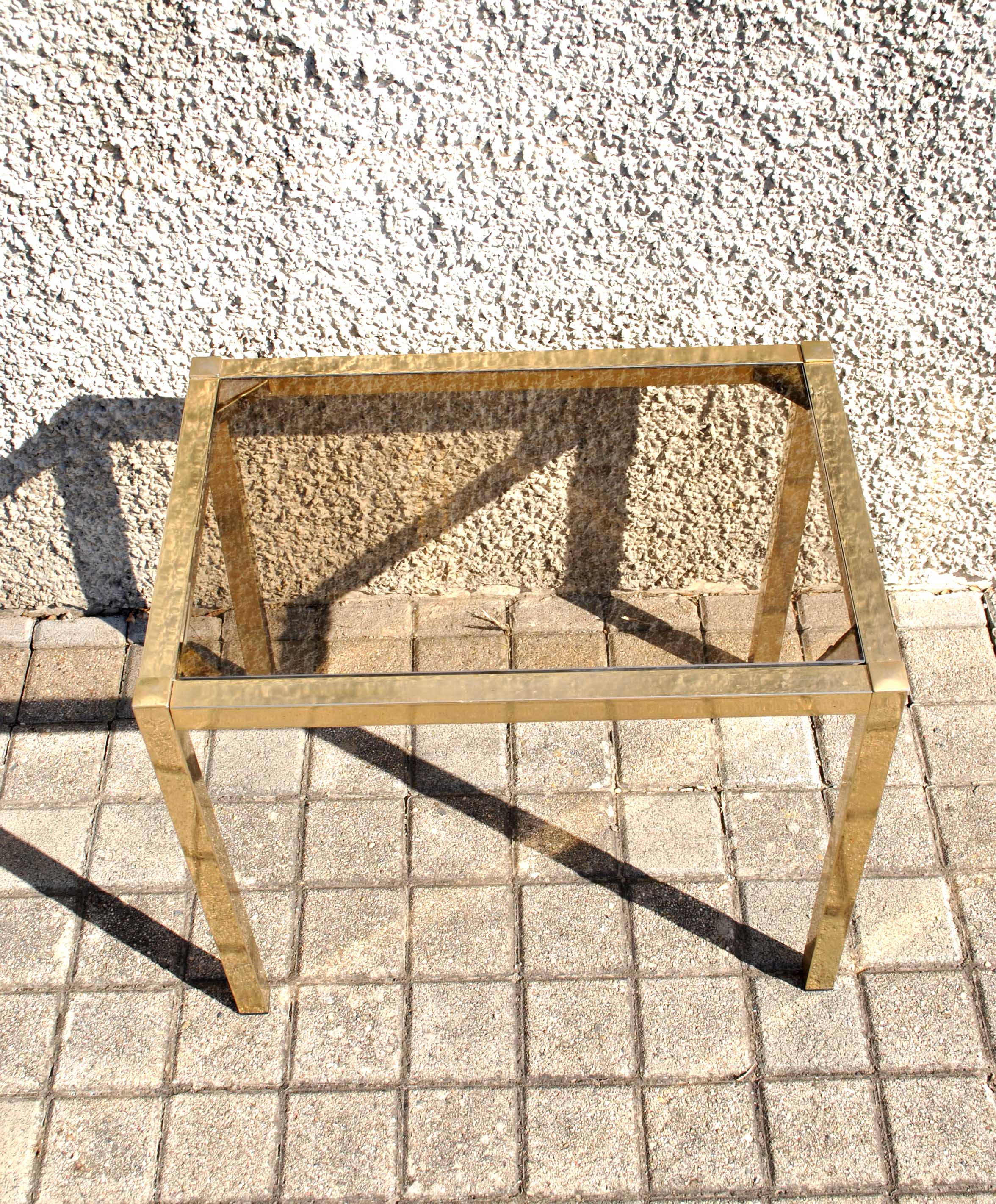 Coffee table in gilded brass and smoked glass vintage design 1960-1970