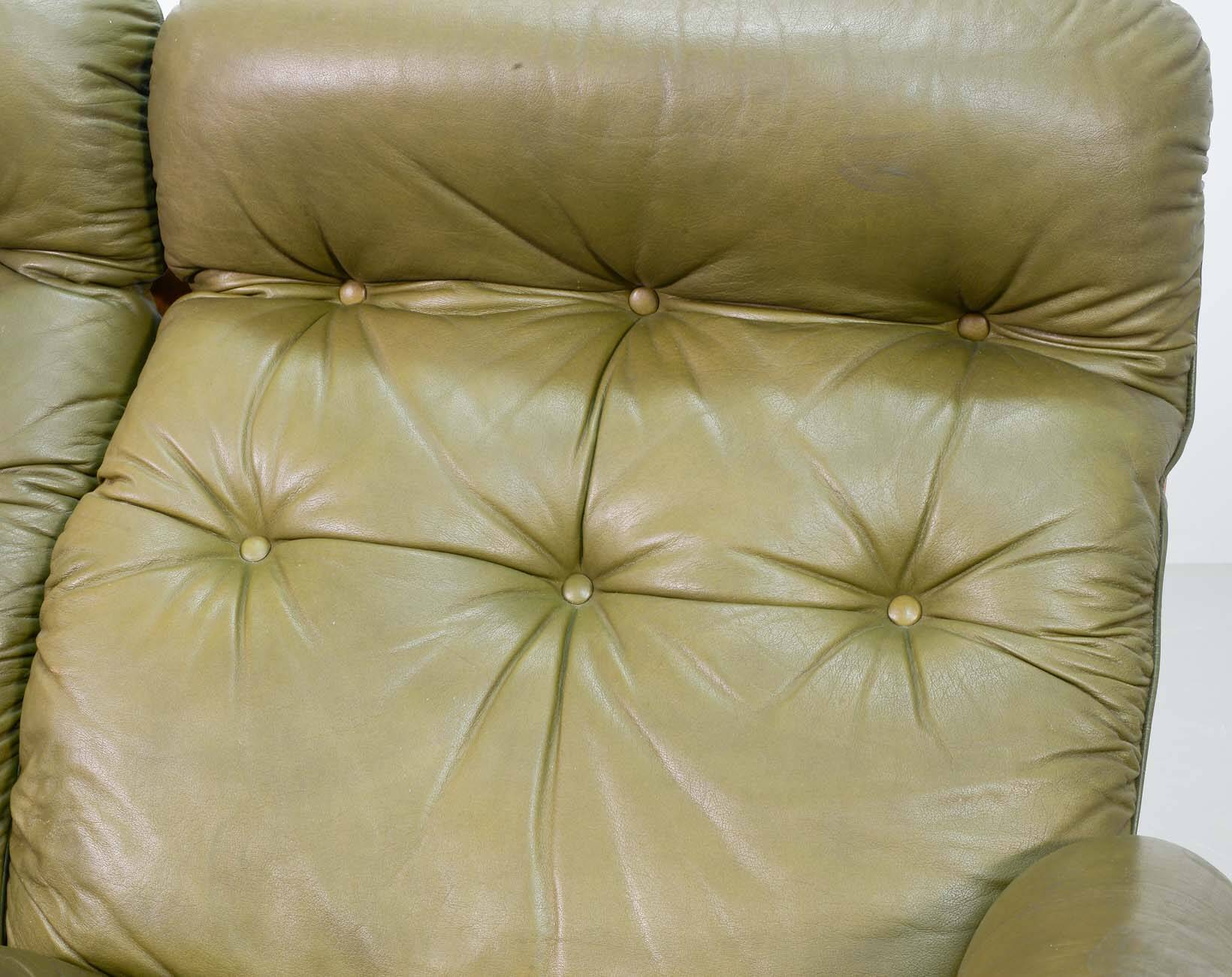 Scandinavian Rybo Rykken Olivegreen Leather 2-Seat Ry-Wing Lounge Sofa, 60s