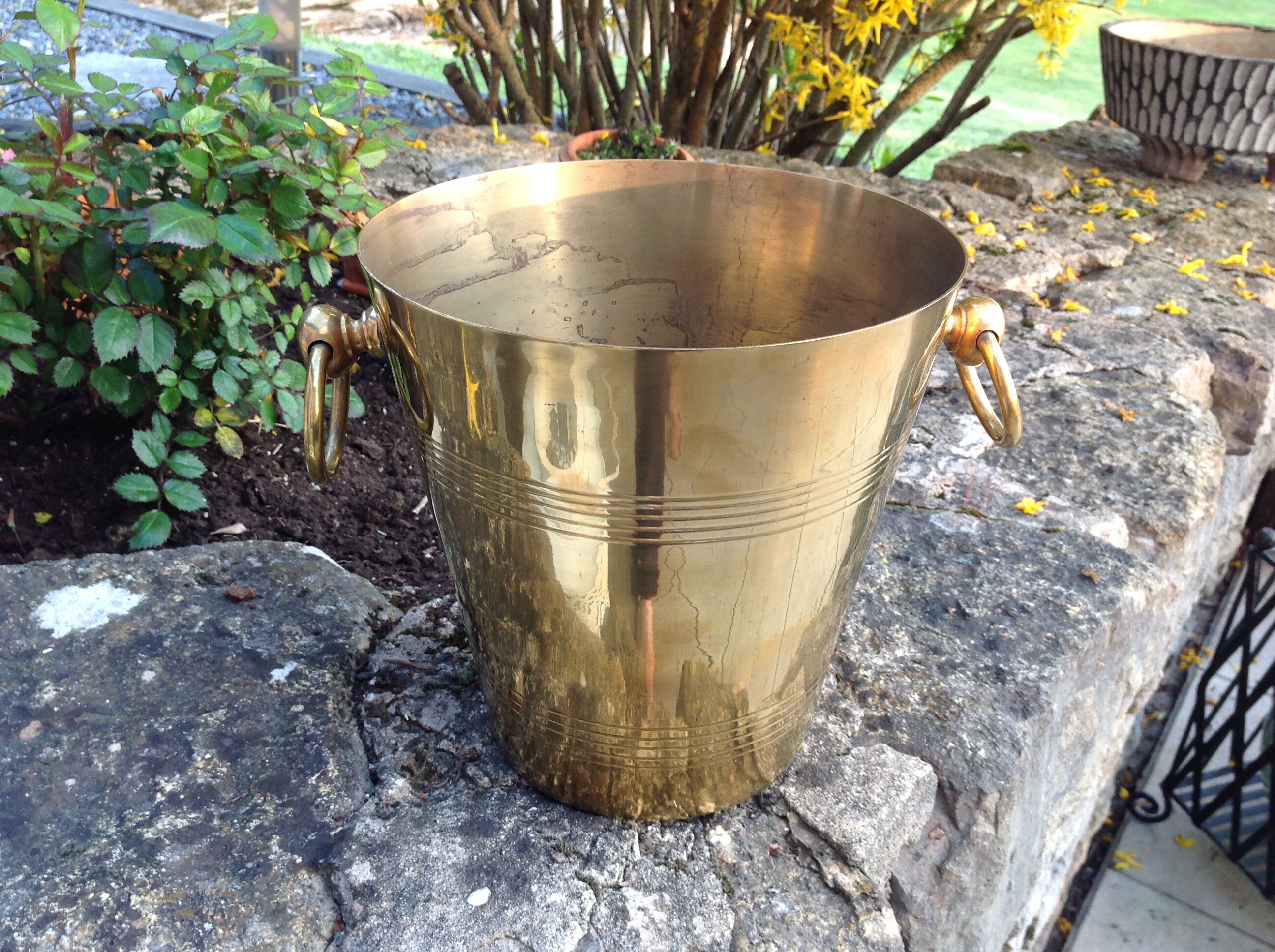Yellow copper champagne bucket / vintage 70s