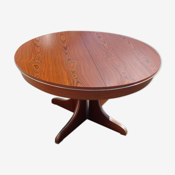 Table ronde ovale a pied central